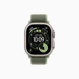 Apple Watch Ultra 3 49mm Natural Titanium Trail Loop