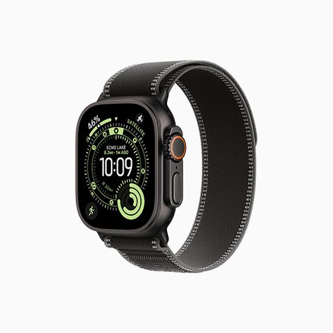 Apple Watch Ultra 3 49mm Black Titanium Trail Loop