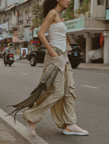  Giày Thể Thao Nữ Biti's Êmbrace BSW003600HOG 