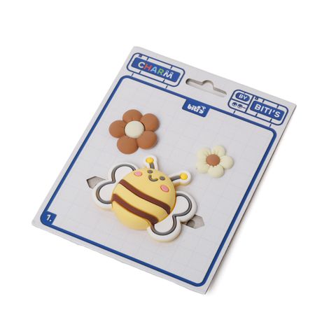  Charm Trang Trí Giày Dép Biti's Màu Vàng AAUH04900VAG 