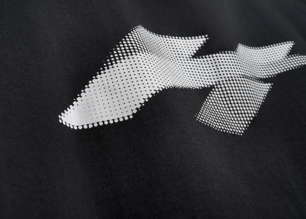  Áo Thun Biti’s Hunter – Original H: Step Forward Unisex Màu Đen ACMH00100DEN 