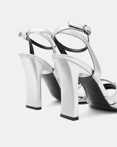  Giày Sandal Cao Gót Quai Chéo 