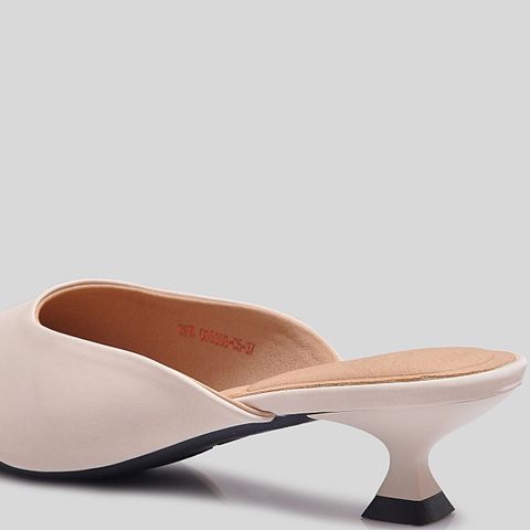  Dép Cao Gót Biti’s Nữ Màu Kem BFW005388KEM 