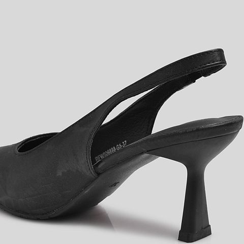  Giày Cao Gót Biti's Nữ Màu Đen BFW006888DEN 