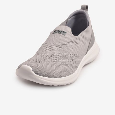  Giày Thể Thao Biti's Êmbrace Nữ BSW003300 