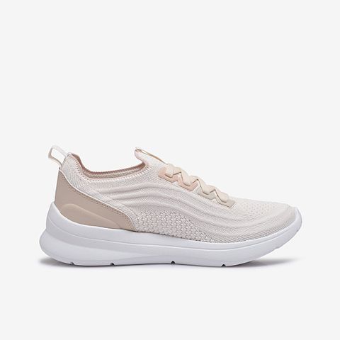  Giày Thể Thao Nữ Biti's Êmbrace BSW003600KEM 