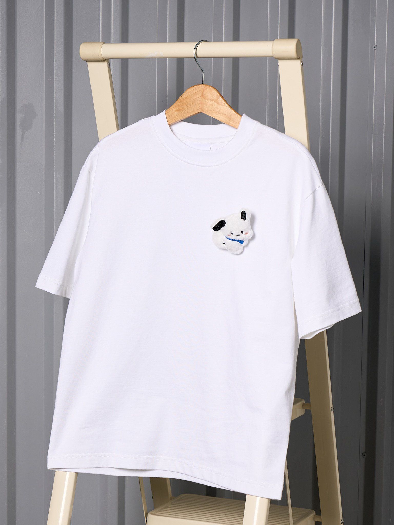  Áo thun unisex Newzy Wonder oversized 100% cotton đính bông hoa NZATH008 