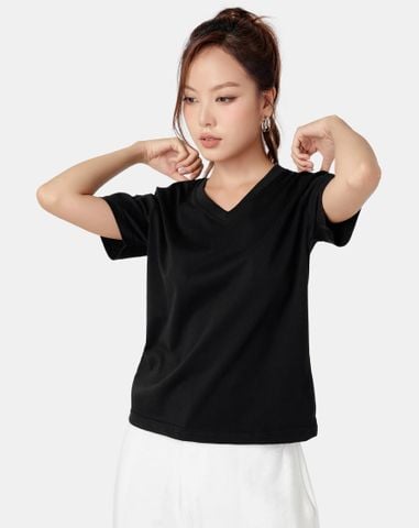  Áo thun trơn màu cổ tim form fit 