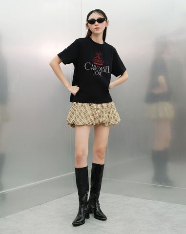  Áo thun form boxy thêu hình Xích đu trái tim 