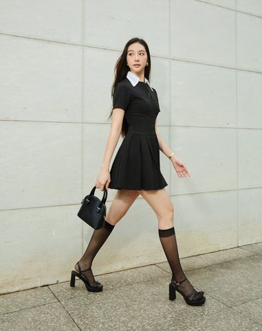  Đầm Mini phối cổ sơmi 