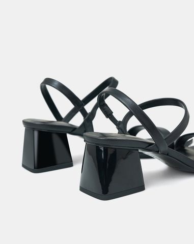 Giày Sandal Gót Thấp Quai Ngang 