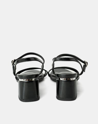  Giày Sandal Hai Quai Gót Phối Kim Loại 