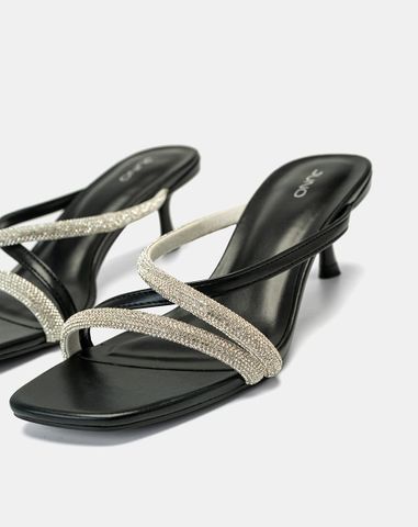  Giày Sandal Quai Đá 