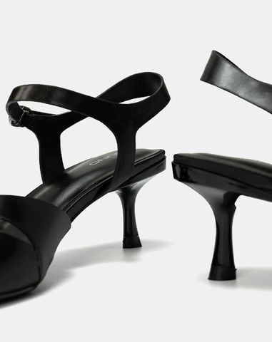  Giày Sandal Gót Nhọn Đắp Quai Chéo 