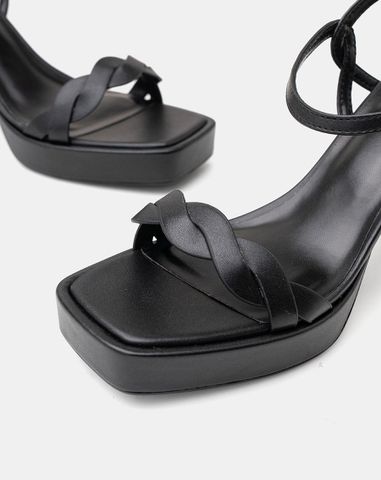  Giày Sandal Quai Đan 