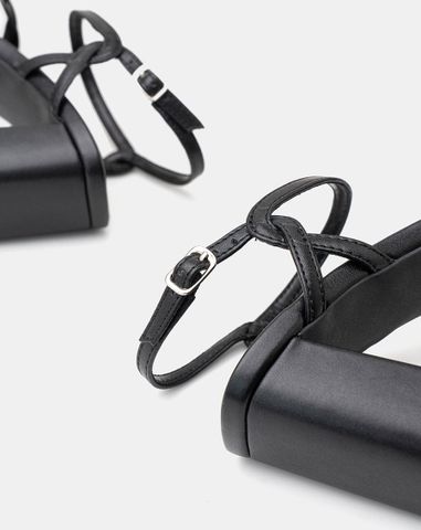  Giày Sandal Quai Đan 