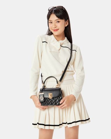  Túi Xách Nhỏ Xách Nhỏ Top Handle Dập Hoạ Tiết Phối Charm 