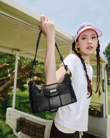  Túi Xách Nhỏ Dập Hoạ Tiết Ô Vuông 