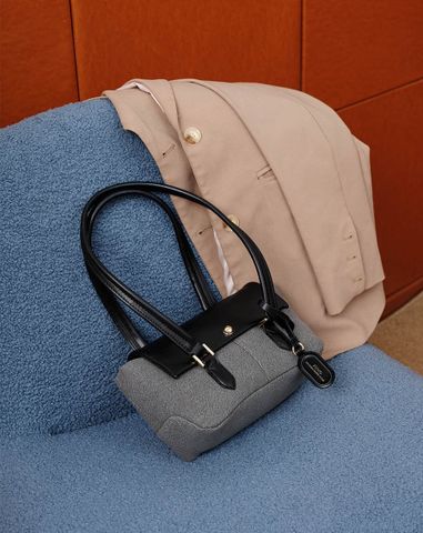  Túi Xách Nhỏ Đeo Vai Phối Nắp Trang Trí Charm Juno 