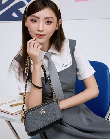  Túi Xách Nhỏ 3 Ngăn Đính Logo Cách Điệu 