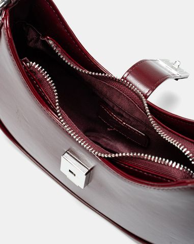  Túi Xách Nhỏ Hobo Phối Charm Trang Trí 