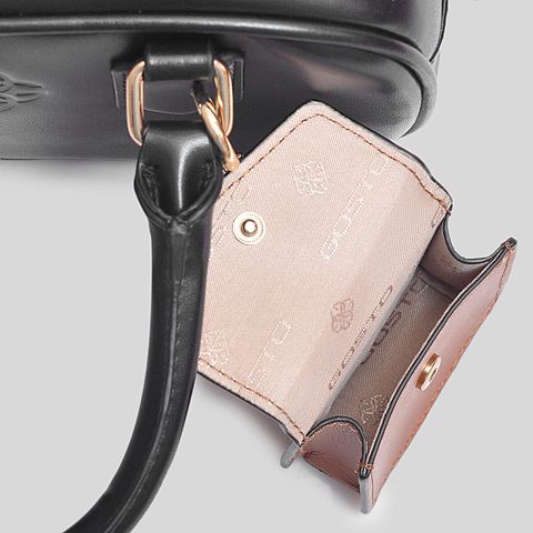  Túi Phối Ví Mini Da Tổng Hợp Gosto Nữ Màu Đen GBSW01900DEN 