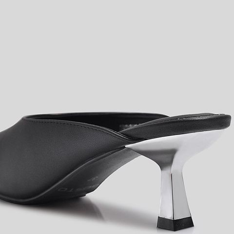  Dép Thời Trang Gosto Nữ Màu Đen GFW019688DEN 