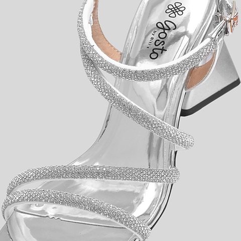  Sandal Thời Trang Gosto Nữ Màu Bạc GFW020188BAC 