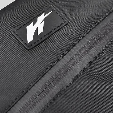  Túi Đeo Chéo Biti's Hunter Nam Màu Đen HBSM00600DEN 