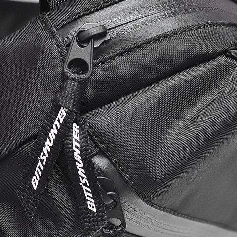  Túi Đeo Chéo Biti's Hunter Nam Màu Đen HBSM00600DEN 