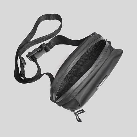  Túi Đeo Chéo Biti's Hunter Nam Màu Đen HBSM00600DEN 