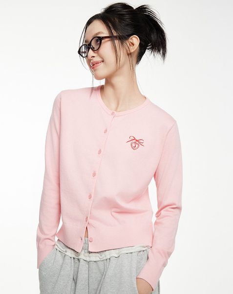  Áo cardigan cổ tròn thêu charm nơ 
