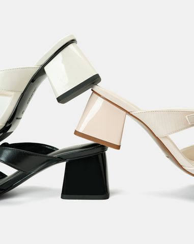  Giày Sandal Khóa Trang Trí Tròn 