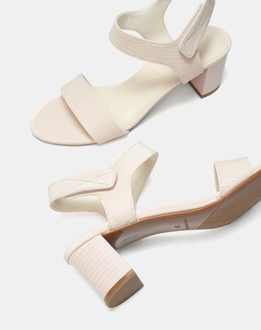  Giày Sandal Cơ Bản Quai Ngang 