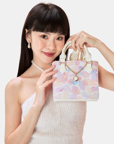  Túi form vuông dây xích trang trí 