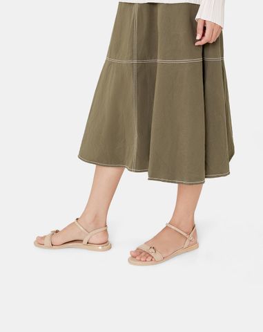  Giày Sandal Bệt Trang Trí Khoá 