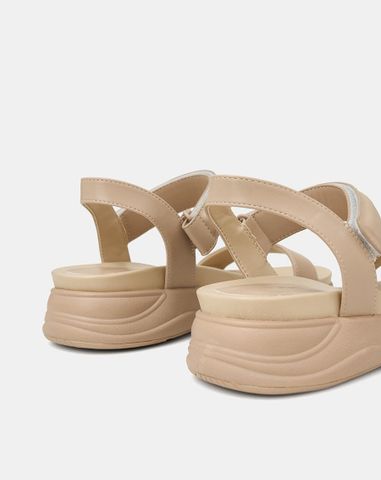  Giày Sandal Quai Phồng 