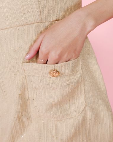  Đầm mini vải tweed phối túi 