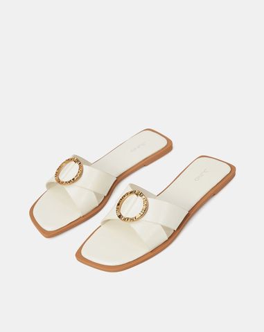  Giày Sandal Bệt Gắn Khoá Trang Trí 