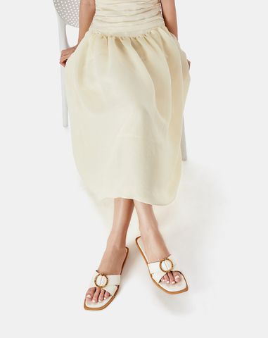  Giày Sandal Bệt Gắn Khoá Trang Trí 