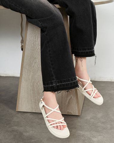  Giày Sandal Đế Bệt Quai Mảnh Chéo 
