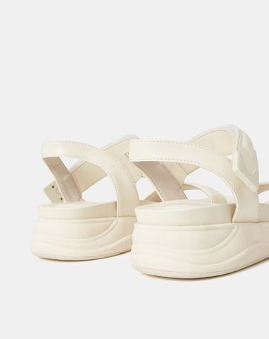  Giày Sandal Đế Thể Thao Quai Phồng 