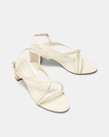  Giày Sandal Quai Chéo 