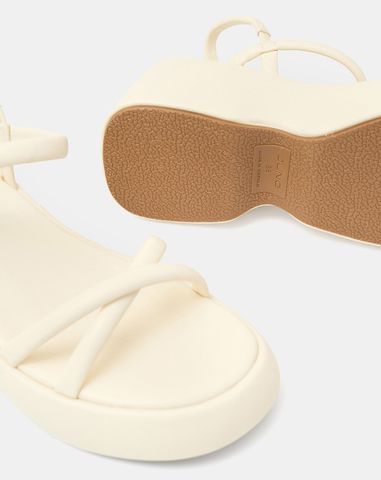  Giày Sandal Đế Xuồng Quai Dây 