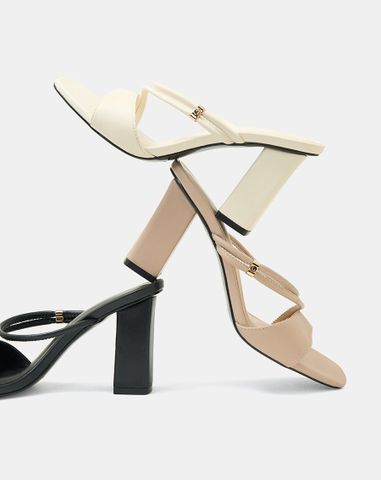  Giày Sandal Gót Vuông Phối Quai Kiểu 