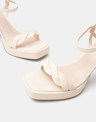  Giày Sandal Quai Đan 