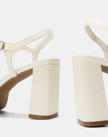  Giày Sandal Đế Đúp Phối Hai Quai Buckle 