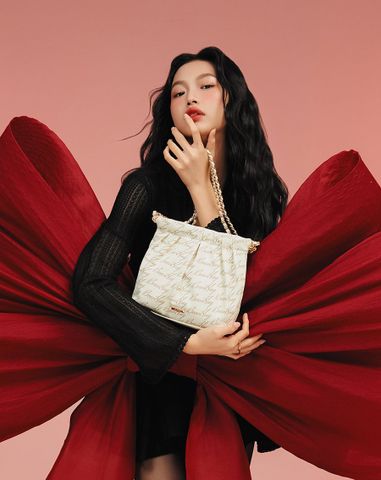  Túi Xách Nhỏ Bear Hug 