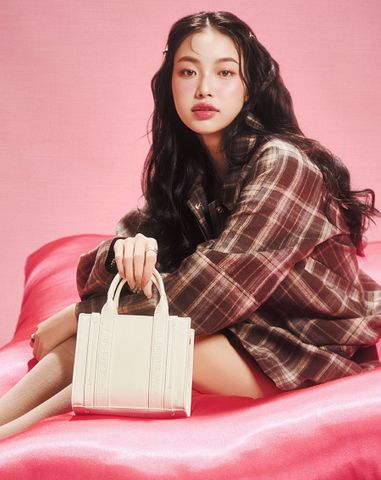  Túi Xách Nhỏ Phối Tay Cầm La Dolce Vita 