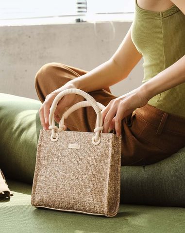  Túi Xách Nhỏ Phối Tay Cầm Xoắn 